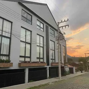 Novo E Confortavel Loft - Ate 4 Pessoas Pomerode
